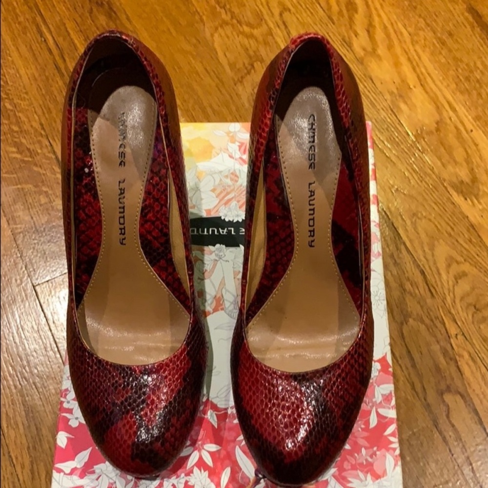 Chinese Laundry Chunky Red heels
